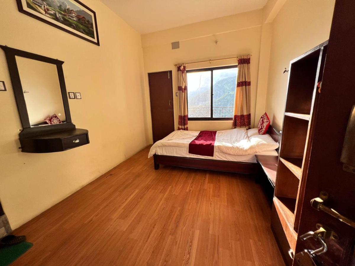 Green Hills Yoga Retreat Pokhara Dış mekan fotoğraf