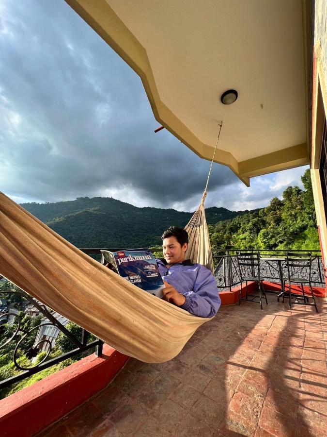 Green Hills Yoga Retreat Pokhara Dış mekan fotoğraf