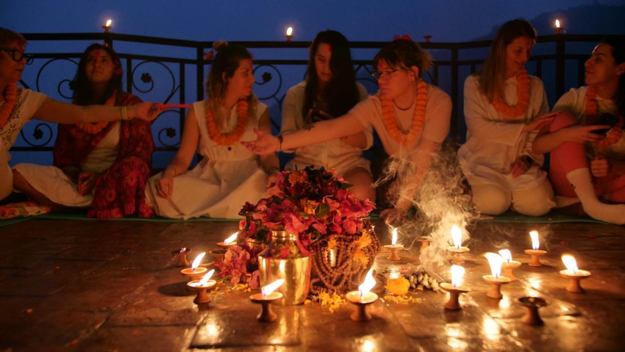 Green Hills Yoga Retreat Pokhara Dış mekan fotoğraf