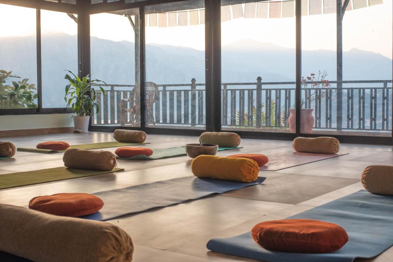 Green Hills Yoga Retreat Pokhara Dış mekan fotoğraf