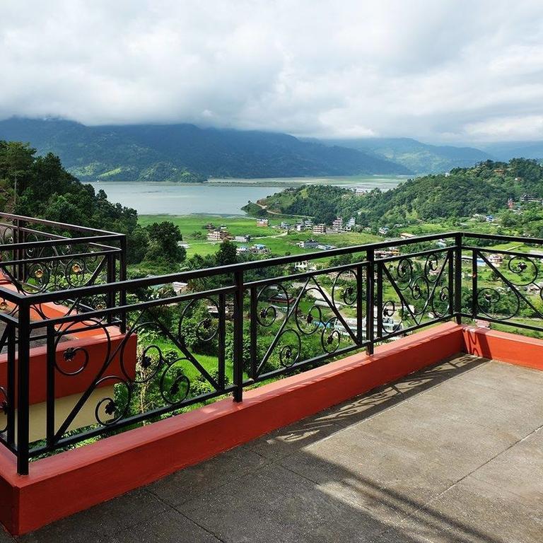 Green Hills Yoga Retreat Pokhara Dış mekan fotoğraf